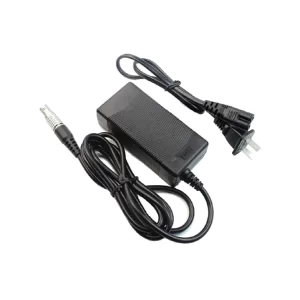 Cargador-para-bateria-GEB371-Leica-GEV242-geotop-instop-topografia-central